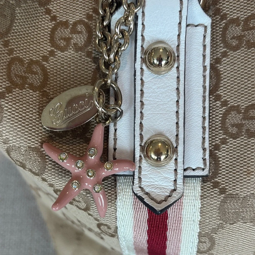 Gucci Beige and White Tote Bag with Starfish Charm EUC! - Picture 2 of 14